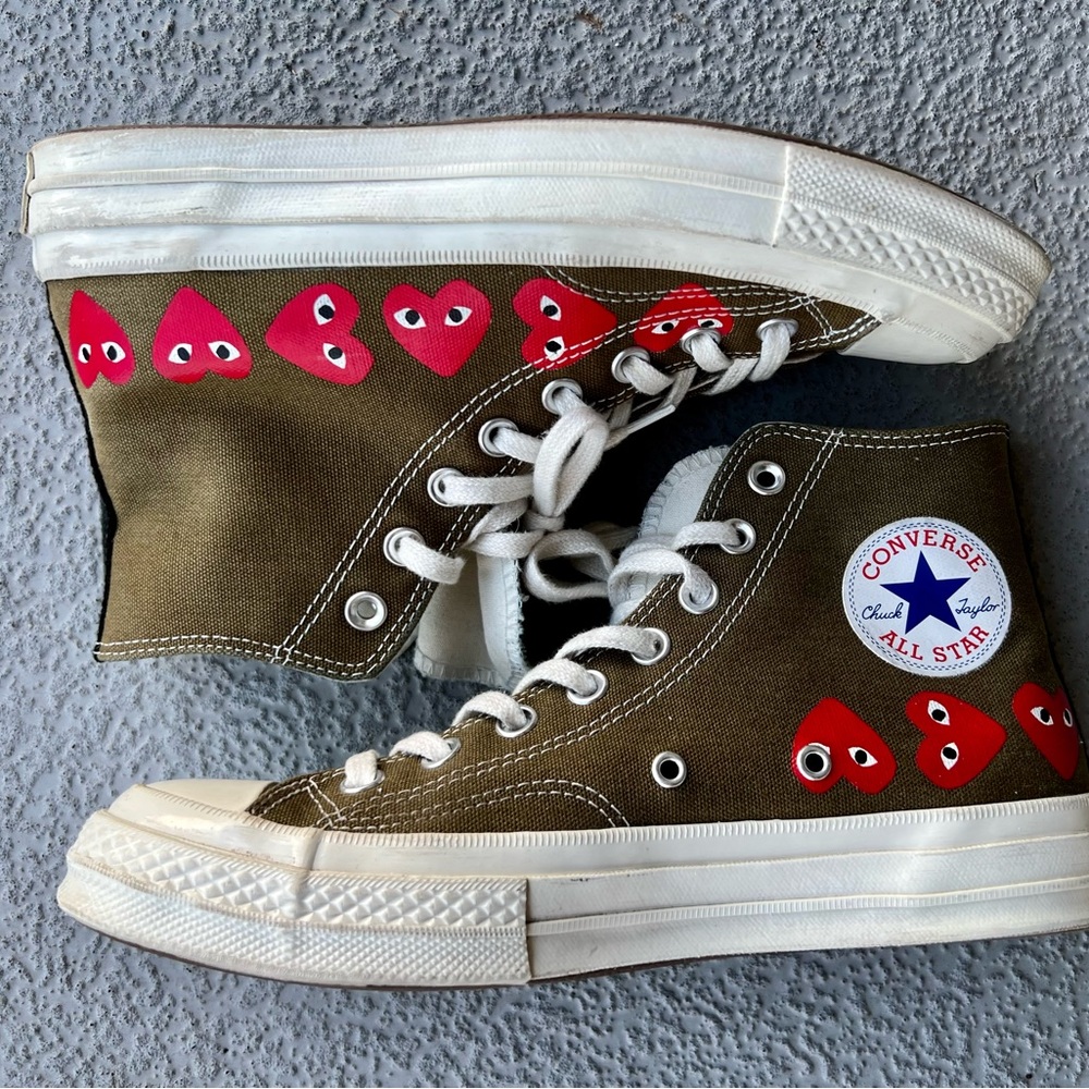 Men’s Size 7 CDGPlayxConverse Moss Green High Top Sneaker